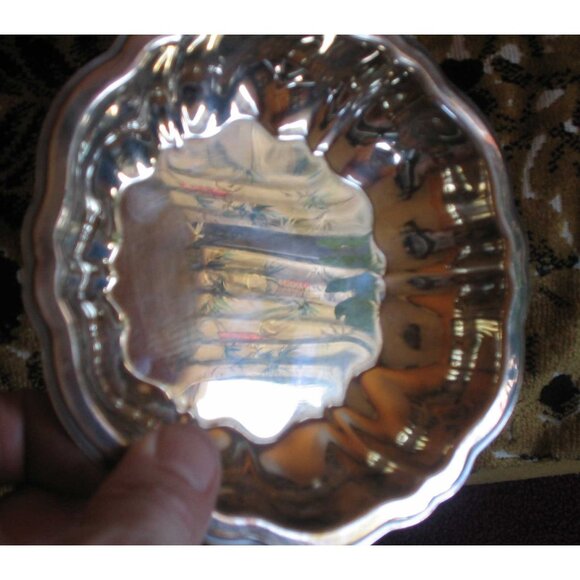 VINTAGE SILVERPLATE WMA ROGERS FRUIT BOWL IN EXCELLENT CONDITION 5 1/2 INCH - Picture 3 of 4